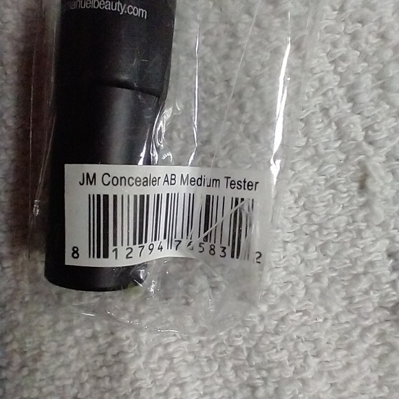 Jay manual concealer ab medium - Picture 2 of 3